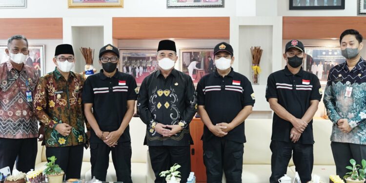 Bupati Hulu Sungai Selatan menerima kunjungan silaturahmi pengurus Barisan Pemadam Kebakaran (BPK) HSS