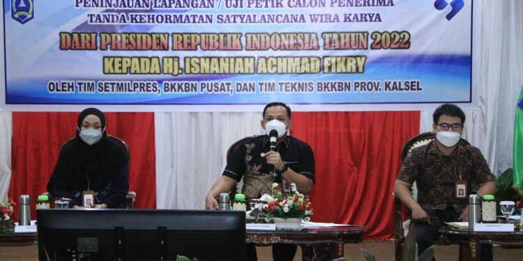 Hj. ISNANIAH ACHMAD FIKRY KANDIDAT CALON PENERIMA SATYALANCANA WIRA KARYA