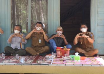 Menjelang Bulan Suci Ramadhan, Wabup HSS kunjungi lansia asuh