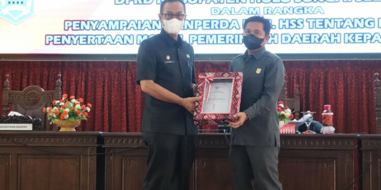 Penyampaian Pihak Eksekutif Atas Ranperda Tentang Penambahan Penyertaan Modal Pemerintah Daerah Kepada Bank Kalsel