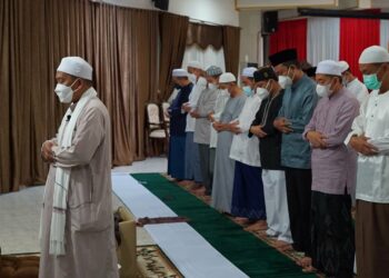 Sholat Subuh Berjamaah Dan Pengajian Rutin Subuh Rabu Lingkup Pemkab. HSS