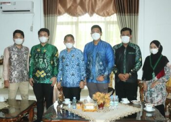 WAKIL BUPATI HSS TERIMA SILAHTURAHMI SEKRETARIS JENDERAL PMI