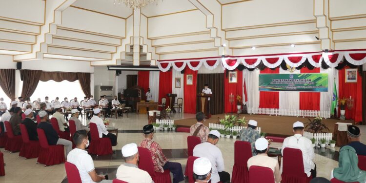 TINGKATKAN KUALITAS PEMBANGUNAN BIDANG KEAGAMAAN, PEMKAB HSS SALURKAN DANA HIBAH