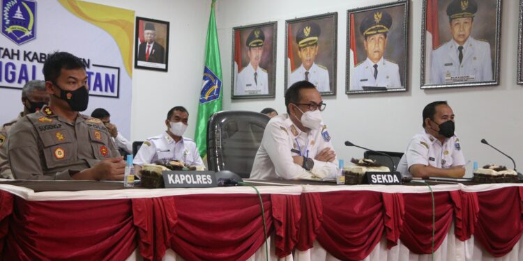 Polda Kalsel Bersama Forum Koordinasi Pimpinan Daerah Provinsi Kalsel Menggelar Video Conference