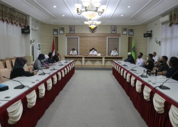 PERERAT SILATURAHMI DENGAN INSAN PERS, PEMKAB HSS GELAR AUDIENSI DENGAN WARTAWAN