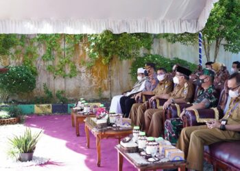 BUPATI HSS & WABUB HSS MELAKSANAKAN PELETAKAN BATU PERTAMA PEMBANGUNAN GEDUNG LAYANAN PERPUSTAKAAN KAB. HSS