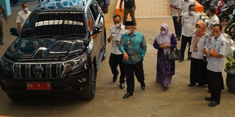 Bupati HSS pantau langsung persiapan akhir Grand Launching Mal Pelayanan Publik (MPP) Kabupaten Hulu Sungai Selatan (Kab. HSS), Rabu (25/05).