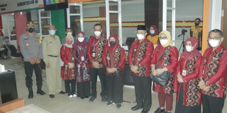 PENINJAUAN LOKASI MAL PELAYANAN PUBLIK OLEH DEPUTI PELAYANAN PUBLIK