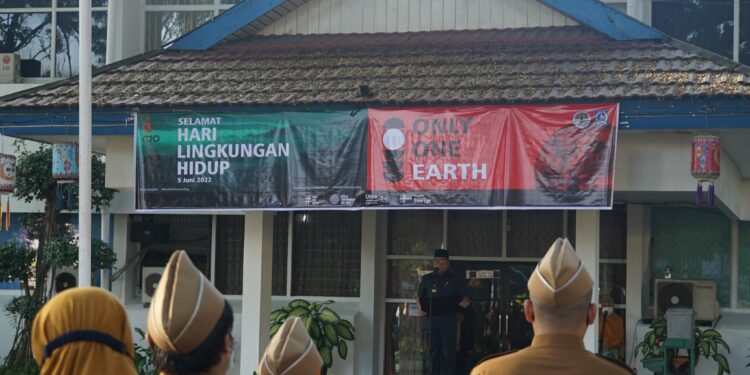 Pemkab HSS Kembali Laksanakan Apel Gabungan Sekaligus Memperingati Hari Lingkungan Hidup Tahun 2022