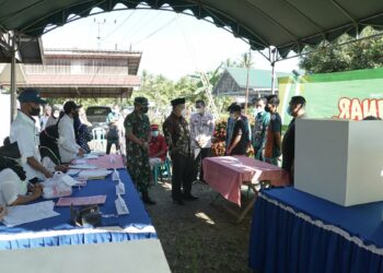 BUPATI DAN WABUP TINJAU PELAKSANAAN PILKADES SERENTAK TAHUN 2022