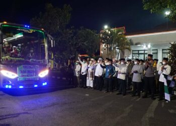 PEMERINTAH KABUPATEN HSS GELAR PELEPASAN CALON JEMAAH HAJI KAB HSS TAHUN 1443 H / 2022 M