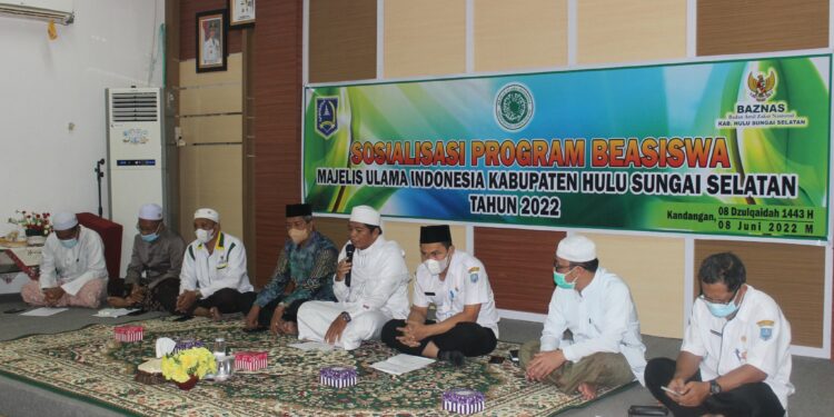 PEMERINTAH KAB. HSS GELAR SOSIALISASI PROGRAM BEASISWA BAGI PARA SANTRI YANG AKAN MENEMPUH PENDIDIKAN S1 DI UNIVERSITAS AL-AZHAR MESIR DAN UNIVERSITAS AL-AHQAF YAMAN