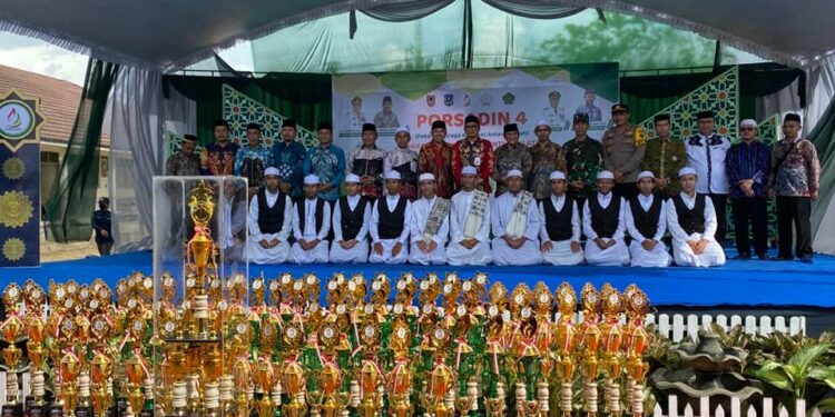 PORSADIN KE IV SE-PROVINSI KALSEL DIBUKA, PESERTA DIDIK MADRASAH DINIYAH DIHARAPKAN MAMPU BERSAING DI ERA TEKNOLOGI