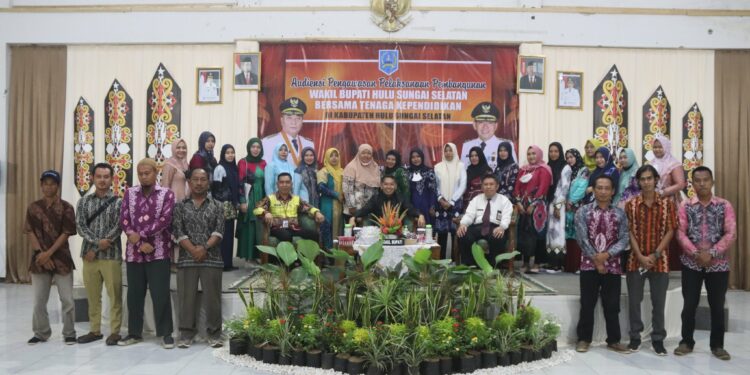 Wabup HSS Beraudiensi Bersama Tenaga Kependidikan