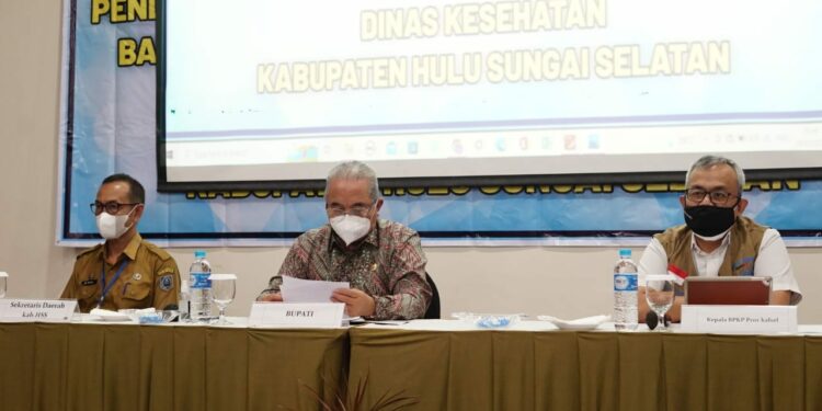 Bupati HSS Drs. H. Achmad Fikry M.AP buka secara resmi Pendampingan PPK BLUD (Pola Pengelolaan Keuangan Badan Layanan Umum Daerah) Puskesmas Dinas Kesehatan Kab. HSS, Senin (04/07) di Banjarmasin.