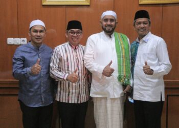 “HABIB SYECH AKAN OBATI KERINDUAN MASYARAKAT HSS”