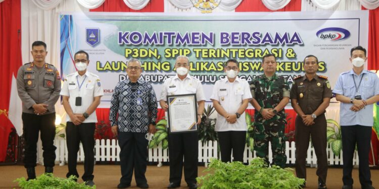 Komitmen Bersama P3DN, SPIP Terintegrasi, dan Launching Aplikasi Siswaskeudes di Kab. HSS