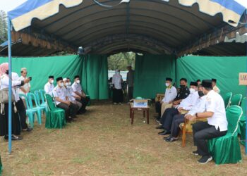 BUPATI HSS HADARI KEGIATAN SAPRAH AMAL PEMBANGUNAN LANGGAR DARUSSIFA