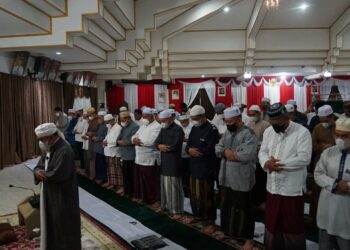 Sholat Subuh Berjamaah Dan Pengajian Rutin Subuh Rabu Lingkup Pemkab. HSS