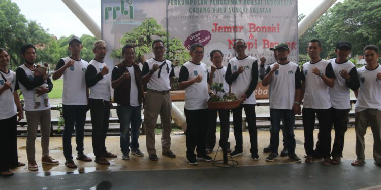 Wakil Bupati HSS Hadiri Perkumpulan Penggemar Bonsai Indonesia Cabang HSS