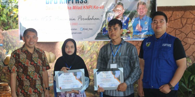 Tutup Pelatihan Sekolah Kepemimpinan DPD KNPI Kab HSS, Wabup HSS : Organisasi Itu Dapat Dikatakan Eksis Apabila Kehadirannya Dapat Dirasakan