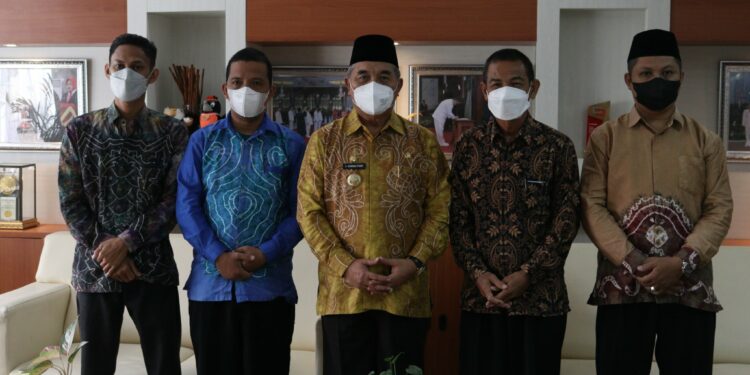 BUPATI HSS MENERIMA AUDIENSI DARI STAI DARUL ULUM KANDANGAN