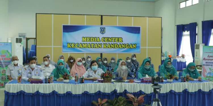 Desa Gambah Luar Wakili HSS Pada Penilaian Desa/Kelurahan Ber-PHBS Tingkat Provinsi Kalsel