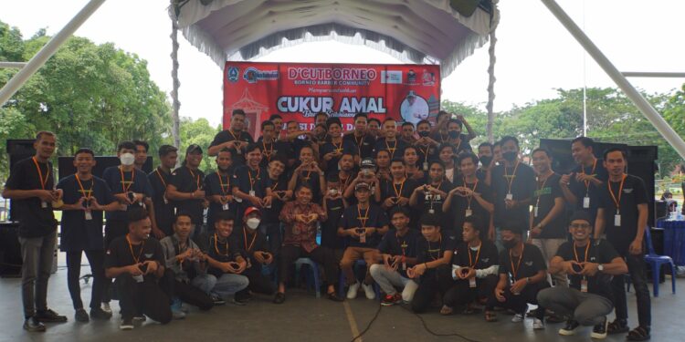 Wabup HSS : “Tukang Cukur bukan sekedar menambah ketampanan seseorang, tetapi juga bisa menggelar kegiatan amal”