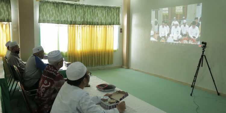 PENGURUS MASJID AGUNG TAQWA KANDANGAN IKUTI KEGIATAN BATAMAT AL-QUR’AN BERSAMA PAMAN BIRIN