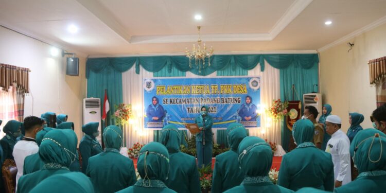 Pelantikan Ketua TP-PKK Desa di Kecamatan Padang Batung dan Loksado
