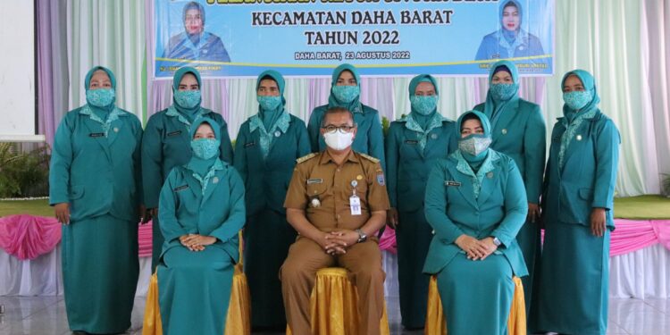 Pelantikan Ketua TP-PKK Desa se-Kecamatan Daha Barat Periode 2022-2028