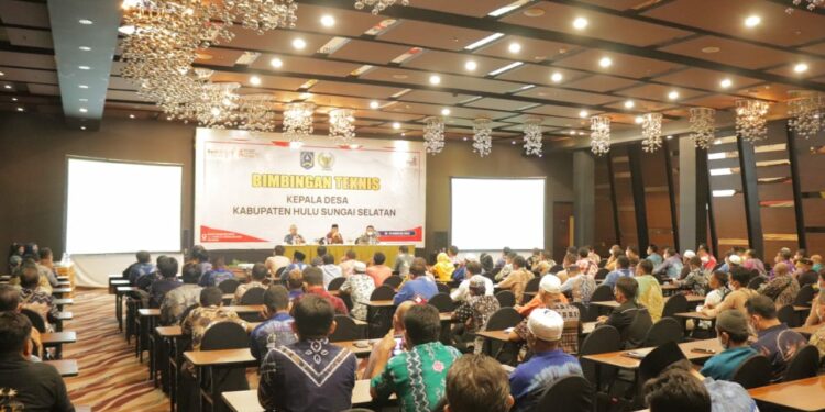 BUPATI HSS RESMI BUKA BIMBINGAN TEKNIS PENGUATAN KAPASITAS KEPALA DESA SE-KABUPATEN HSS