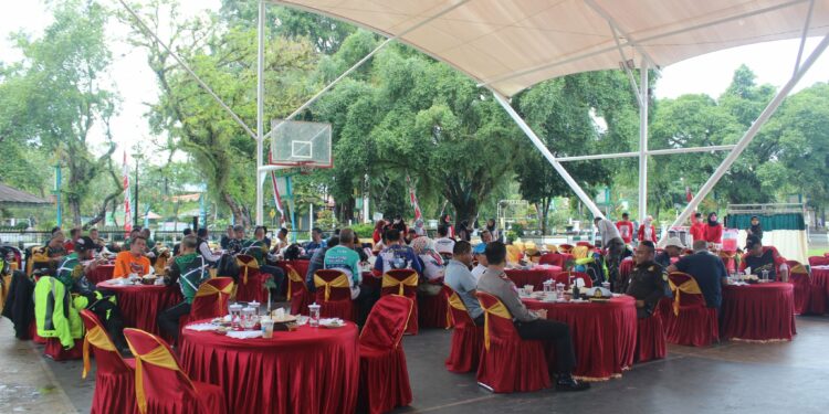 Sambut Peserta Ikatan Motor Besar Indonesia (IMBI) Etape 3 Kalimantan, Sekda HSS Promosikan Potensi Wisata