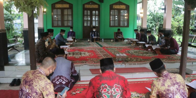 Pemkab HSS Kembali Gelar Kegiatan Gerakan Membaca Al-Qur’an Sebelum Bekerja