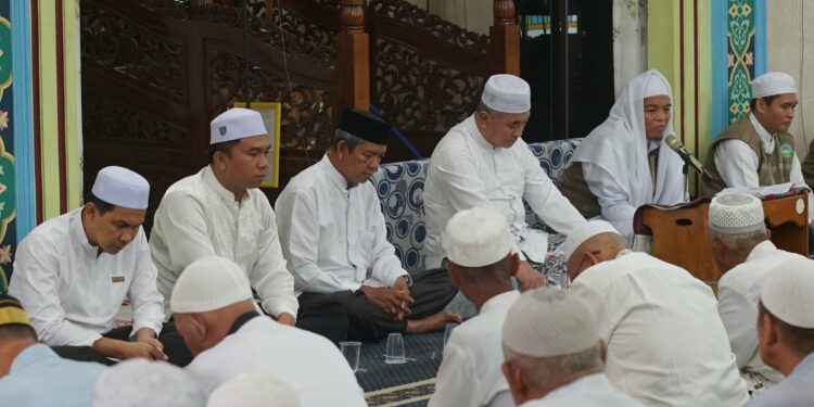 Bupati HSS Turut Hadiri Mengikuti Ta’lim dan Dzikiran di Mesjid As – Salam Sungai Raya