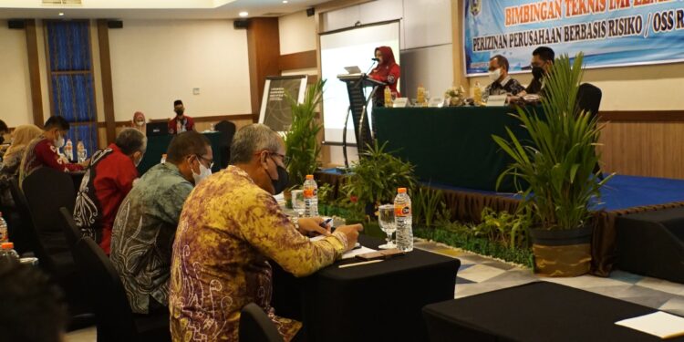 Sekda H. Muhammad Noor Buka Bimtek Implementasi  Perizinan Perusahaan  Berbasis Risiko/ OSS RBA