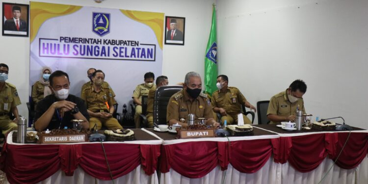 Bupati Mengikuti Rapat Koordinasi Nasional Secara Hybrid Yang Dipimpin Presiden Republik Indonesia