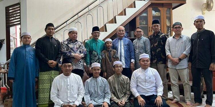 BUPATI BERIKAN SEMANGAT SERTA MOTIVASI KEPADA QORI DAN QORIAH ASAL KABUPATEN HSS