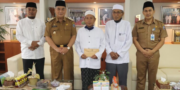 BUPATI DUKUNG RENCANA PENYELENGGARAAN HAUL DATU BALIMAU KE-187