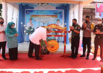 LAUNCHING DAN PENGUKUHAN BAPAK ASUH ANAK STUNTING (BAAS) DI KABUPATEN HULU SUNGAI SELATAN