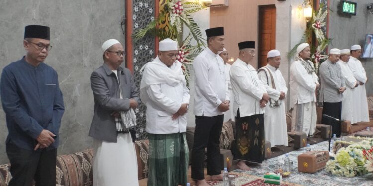 Safari Maulid Pemkab HSS Di Majelis Ta’lim Dan Dzikir Raudhatussalaf Jambu Hilir
