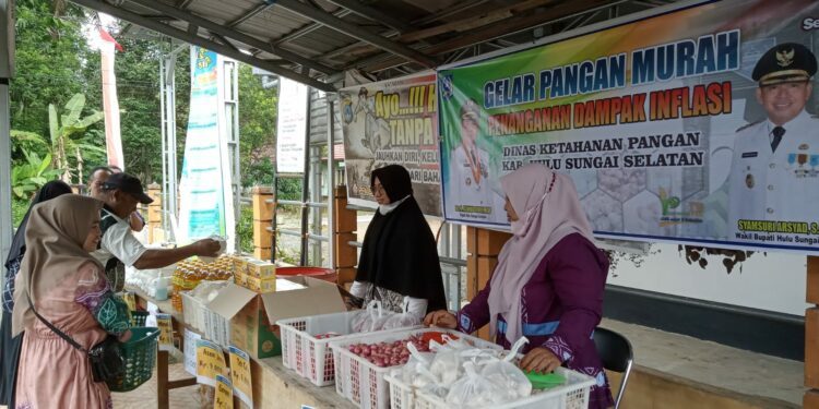 PEMKAB. HSS GELAR PANGAN MURAH DI DESA KAPUH