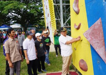 Bupati HSS Membuka Secara Resmi Kejuaraan Provinsi Kelompok Umur Panjat Tebing Tahun 2022