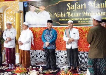Safari Maulid Pemkab HSS Bersama Pondok Pesantren Abdul Karim Desa Pakam Dalam Kec. Daha Utara