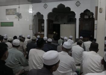 Giat Subuh Jum’at Berkah Di Masjid Jami’atul Gholam Desa Sungai Paring Kec. Kandangan