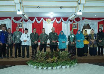 PEMKAB HSS SAMBUT HANGAT TIM PENILAI LOMBA SEKOLAH SEHAT