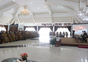 Pengarahan Pada Alumni Diklat Aparatur Sipil Negara di Lingkungan Pemerintah Kabupaten Hulu Sungai Selatan Tahun 2022