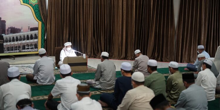 TAFSIR AL-QUR’AN SURAH AL-HIJR MENGISI PENGAJIAN SUBUH BERJAMAAH PEMKAB HSS