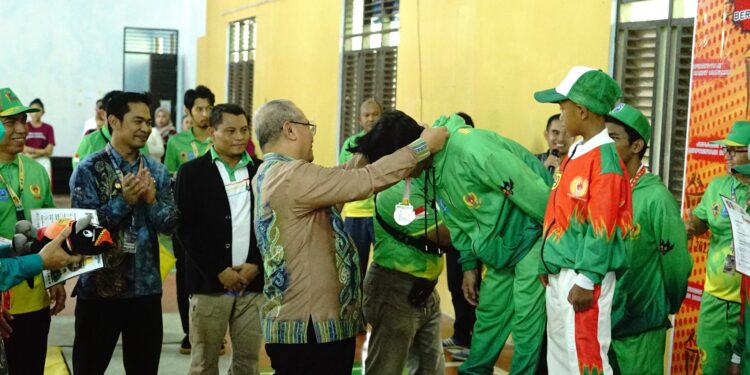 Kontingen Kabupaten Hulu Sungai Selatan Meraih 4 Medali Emas Pada Porprov XI Kalsel Dari Cabang Olahraga (Babor) Senam.