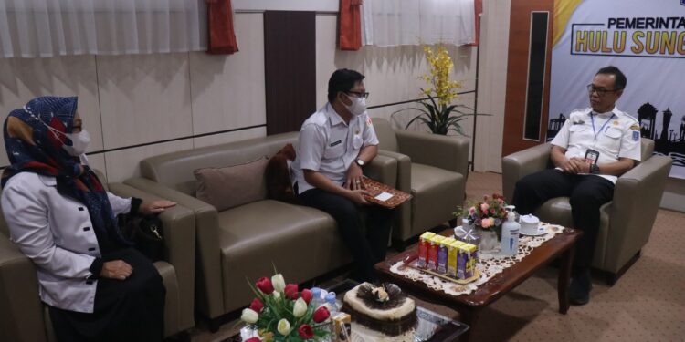 Sekda Kab. HSS Terima Tamu Dari Bawaslu Kab. HSS